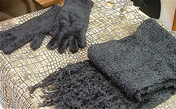 Velour Knit Ladies Scarf Set